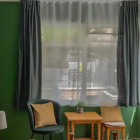 South Beach Guest house 3*