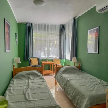 South Beach 3* Ravda